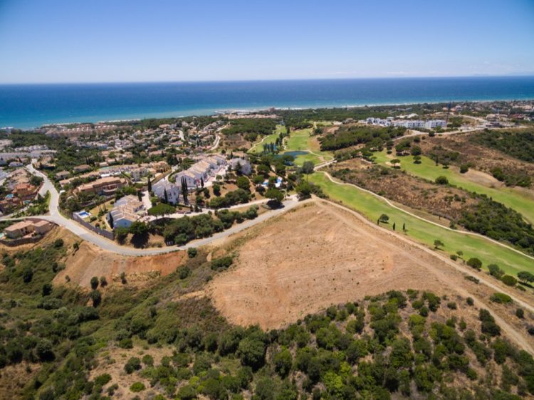 Golf villa for sale in Marbella