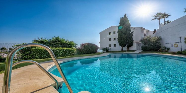 Townhouse for sale in Riviera del Sol