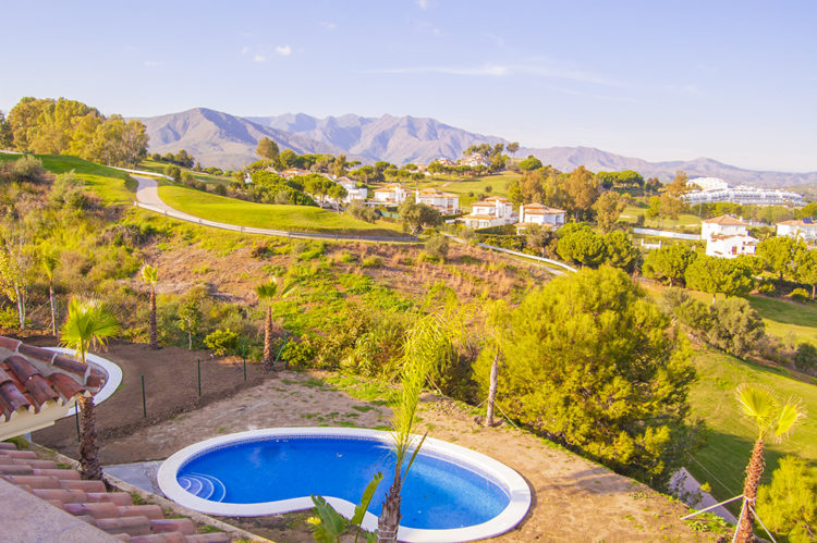 Villa for sale in La cala Golf