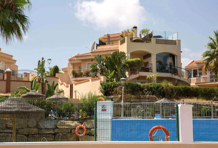 Villa for sale in Riviera del Sol