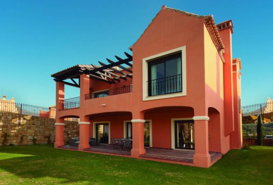 Golf villa for sale in Estepona, Costa del Sol