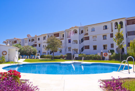 apartment with pool for sale Riviera del Sol, Costa del Sol